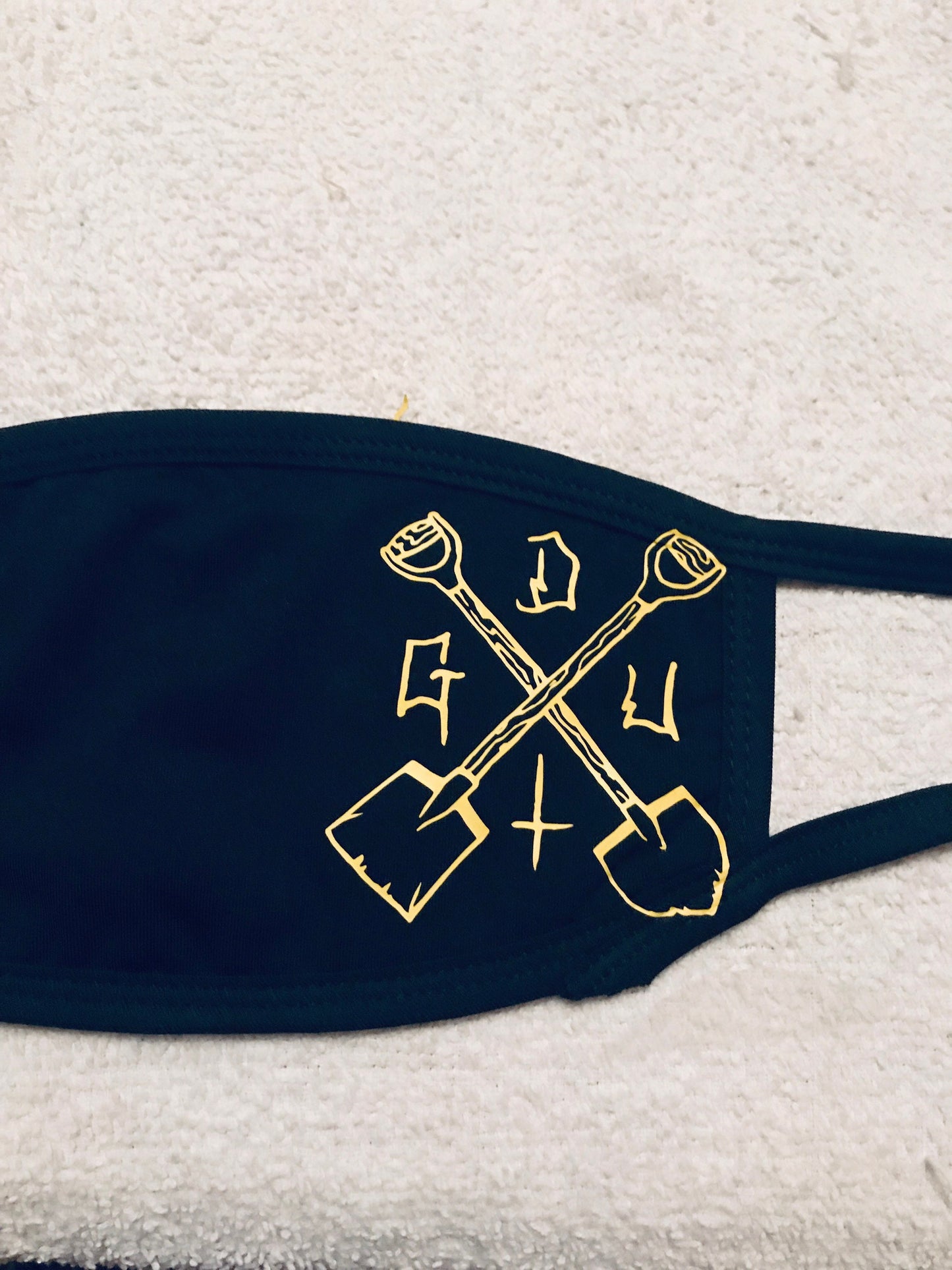 Shovels Gold Mask